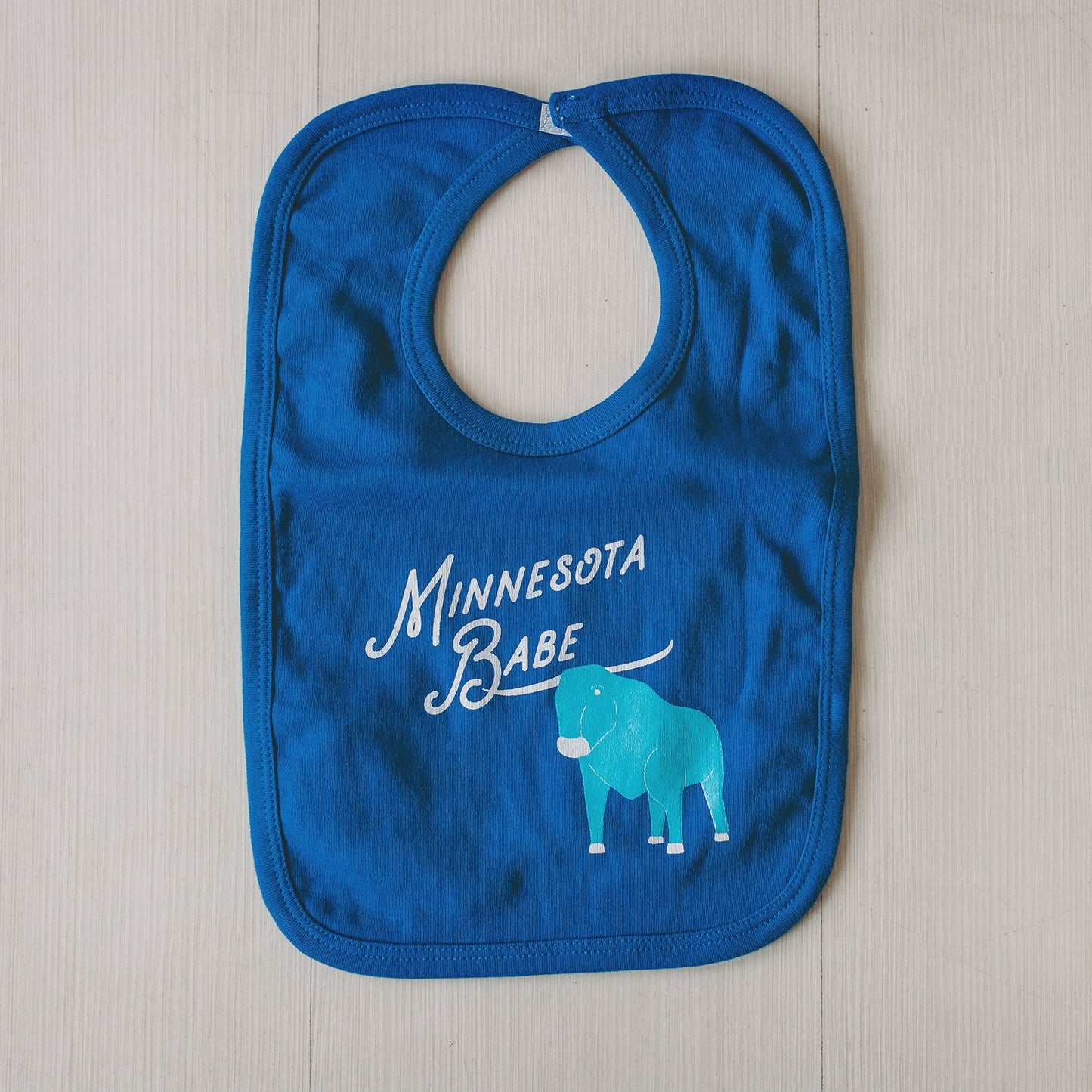 Minnesota Babe Baby Bib - Sweetpea and Co.