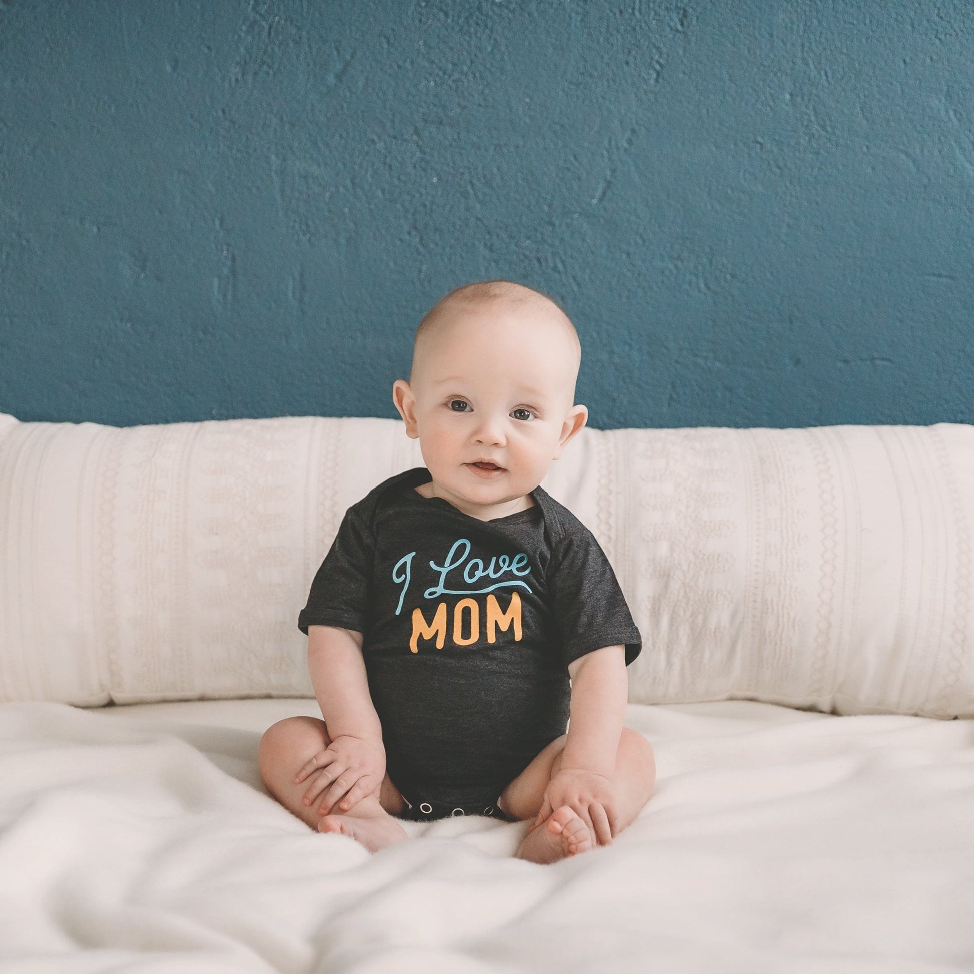 PRE-ORDER - I Love Mom baby bodysuit / onesie - Sweetpea and Co.